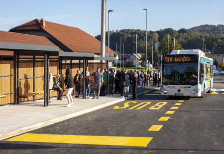 OTVORITEV NOVEGA POSTAJALIŠČA LINIJE 3B